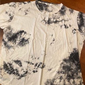 Black K liegou tie dye on white unisex soft cotton crew neck tee shirt scoop hem